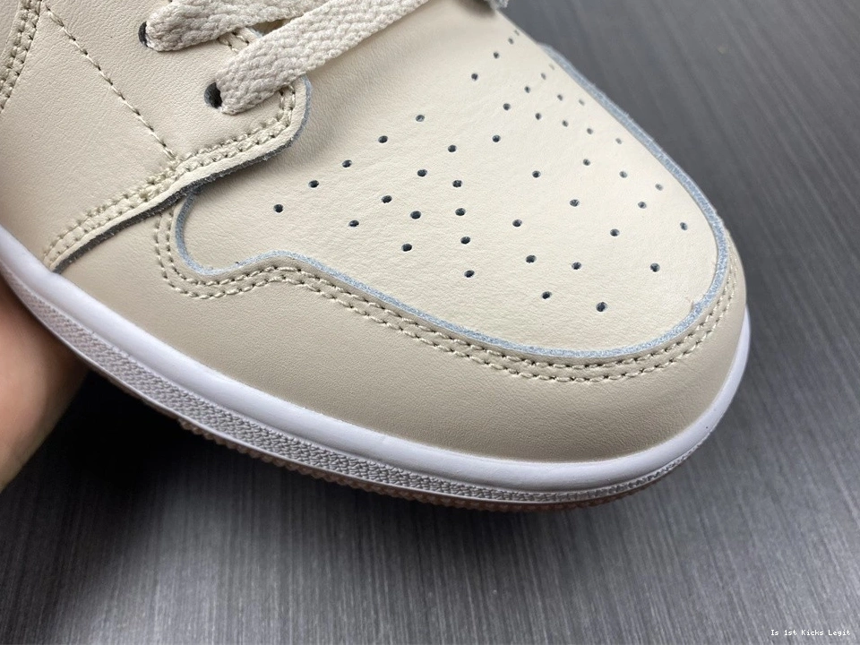 Fleece Mid 1 DO2207-264 (GS) Jordan Pearl - White 0120